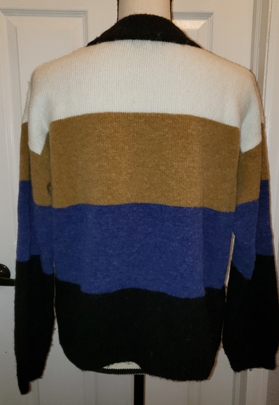Rails Sweater size Small - Picture 3 of 4